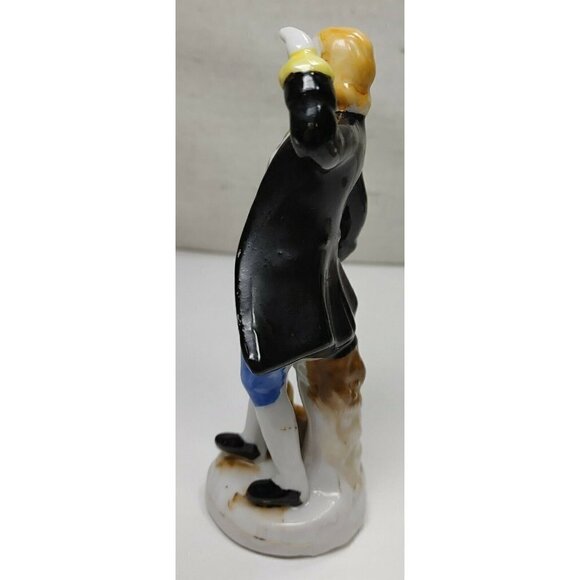 Vintage Occupied Japan Porcelain Colonial Figurines Man With Dog Sitting On Log - Picture 5 of 9
